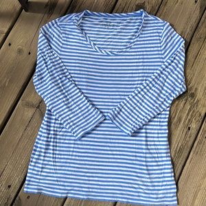Vineyard Vines striped t-shirt